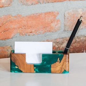 Cadeaux en bois avec porte-notes et porte-stylo pour avocats. Organiseur de bureau en résine, idées cadeaux pour un collègue image 1