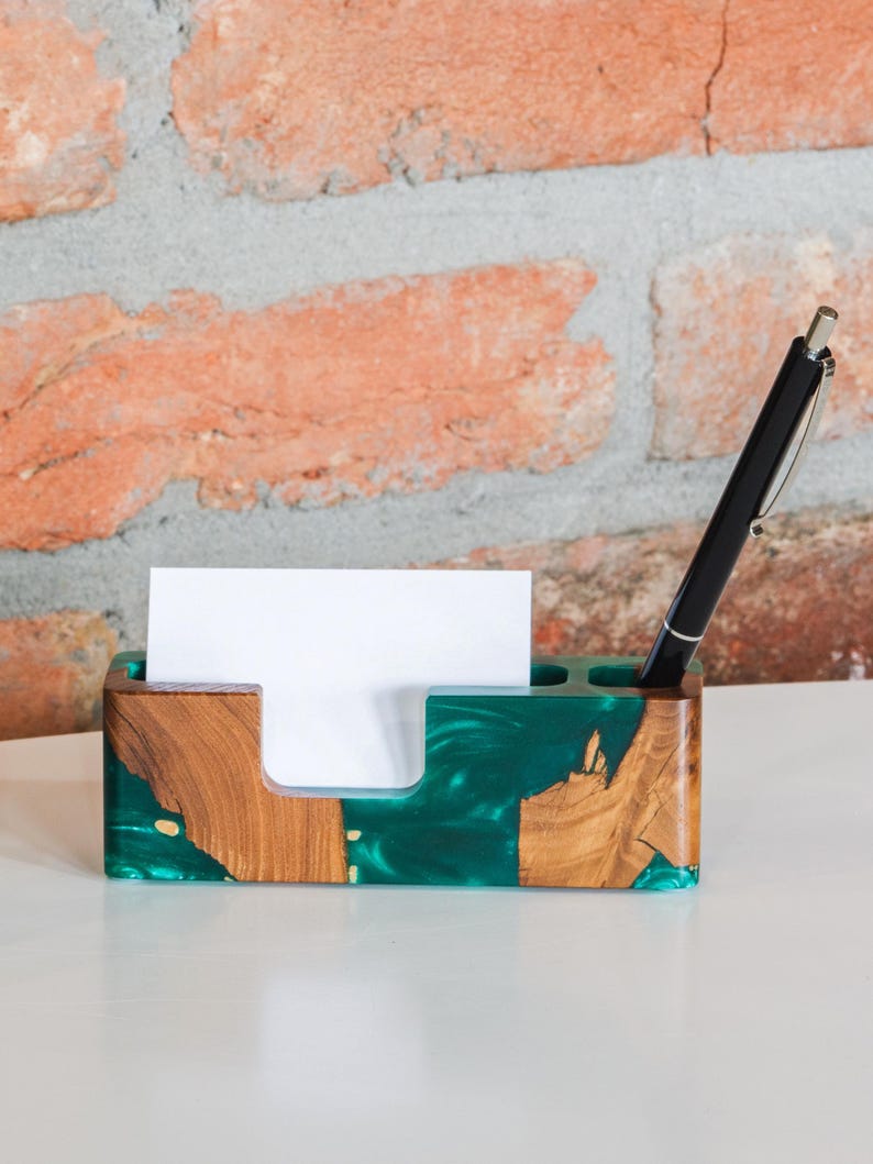 Cadeaux en bois avec porte-notes et porte-stylo pour avocats. Organiseur de bureau en résine, idées cadeaux pour un collègue image 1