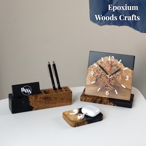 Accessori da scrivania in resina e legno per l'arredamento dell'ufficio. Orologio personalizzato per uomo, regalo di anniversario per lui, vassoio raccoglitutto in legno, regalo per insegnante