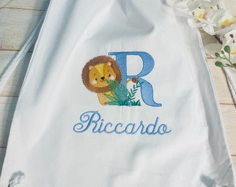 Sacca asilo nido bimbo in tela di cotone misura grande 47 x 37 cm, personalizzabile con nome e disegno ricamato, colore a scelta