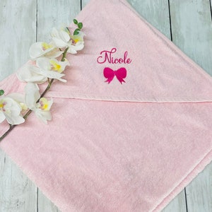 Pink towel with personalized hood, embroidered baby bathrobe with name and drawing, rainbow, unicorn, birth gift idea