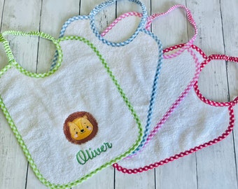 Nursery bib with embroidered name, 100% cotton bib made in Italy, nursery bib customizable with name and design of your choice