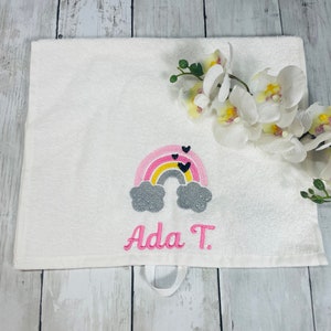 Nursery towel for girls with embroidered name and butterflies, teddy bear, rainbow, soft personalized guest towel in cotton terry