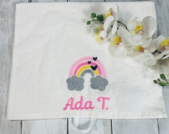 Nursery towel for girls with embroidered name and butterflies, teddy bear, rainbow, soft personalized guest towel in cotton terry