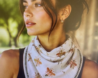 Pañuelo de algodón blanco hecho a mano – estampado en bloque, accesorio de moda para hombre y mujer