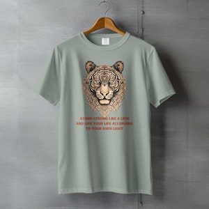 Tribal Lion T-shirt, comfortkleuren T-shirt, inspirerend citaat grafisch t-shirt, stand sterke motiverende top, unisex katoenen shirt afbeelding 6