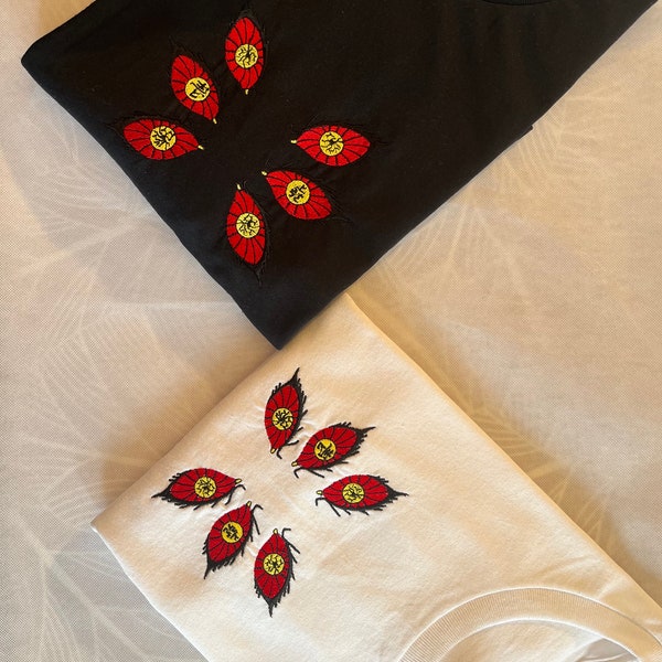 Demon Eyes embroidered t-shirt