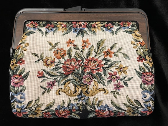 CLUTCH BAG/Purse Vintage Tapestry Style Fabric an… - image 1