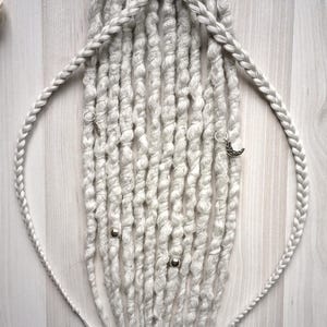 Hellgraues Dreadlock Haarband Pferdeschwanz Verlängerungen Boho Grunge Festival Faux Loks Rocker Gothic Style Kunsthaar