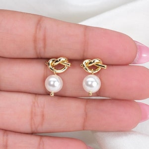 Brincos de pérolas com nó celta elegantes para madrinhas, brincos que não consigo dar nó, proposta para madrinhas, acessórios para madrinhas para caixa de madrinhas