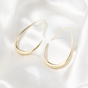 Pendientes de aro ovalados chapados en oro, sin níquel, joyería llamativa para uso diario, ideales como regalo para damas de honor.