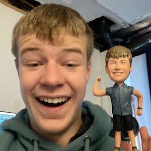 custom man bobbleheads，cusotom bobbleheads based on photo ，gift ideas for men，cake topper，gift for husband，personalized for men