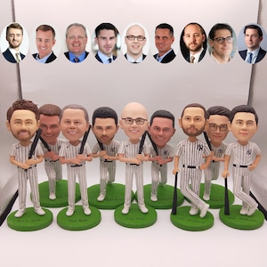Custom personalized bobbleheads, custom baseball player bobbleheads, gifts for the best baseball player, best athlete bobblehead gifts