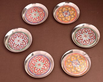 Posavasos de té de latón grabado: Platos pequeños rajastaníes (juego de 6)