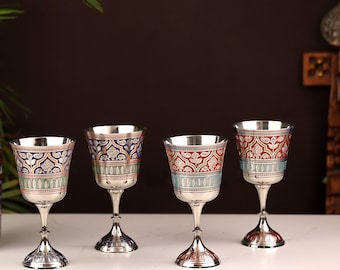 Juego de copas de champán grabadas en latón: Decoración de bar tradicional / Juego de 4 copas surtidas