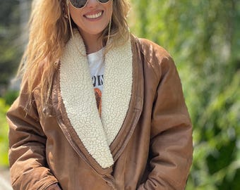 XL vintage shearling coat camel leather beige brown woman jacket real natural sheepskin sherpa collar overcoat ranche lammy cozy honey brown