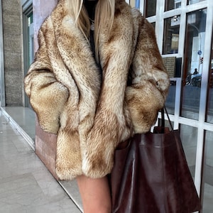 Vintage fur Coat Natural fur jacket winter outfit beige fur for woman gift for her mob wife style beige gold fox mink