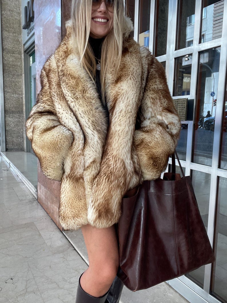 Vintage fur Coat Natural fur jacket winter outfit beige fur for woman gift for her mob wife style beige gold fox mink