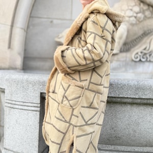 Vintage Patchwork fårskinnskappa | sandbeige med huva | Damjacka i äkta, naturligt fårskinn, ull, ranch, country, Lammy Hoody