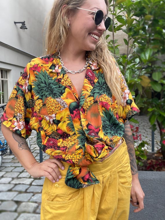 Blusa con cuello de viscosa tropical única, camisa abotonada, top