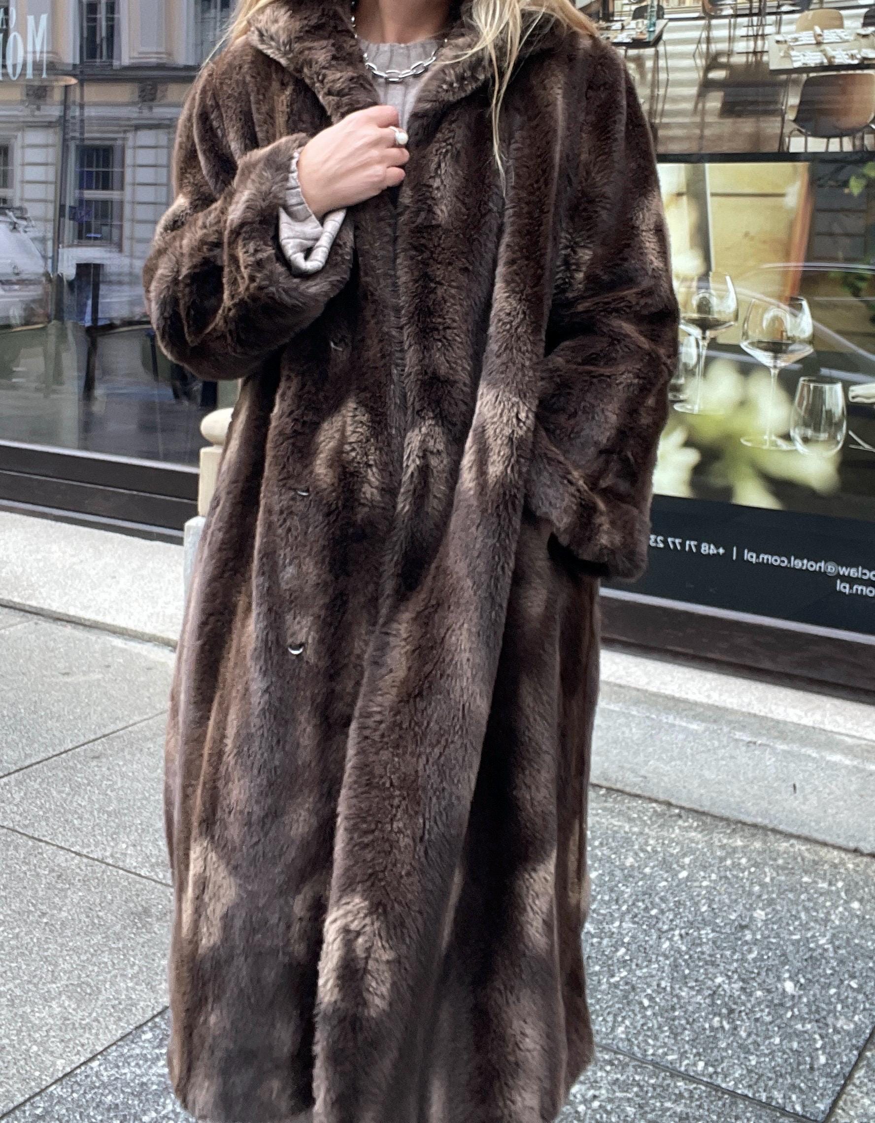 Long Faux Mink Fur Vintage Coat Brown and Beige Luxury Maxi Lenght