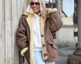 Vintage Shearling Mantel: Lange Braune Schaffelljacke, Oversized Unisex Western