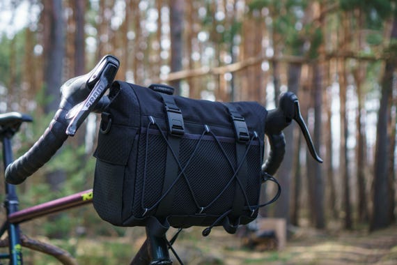 biking bags rain proof RainproofCompact Saddle Bag resistant PU material and waterproof zippers 70 L Waterproof Bike Panniers