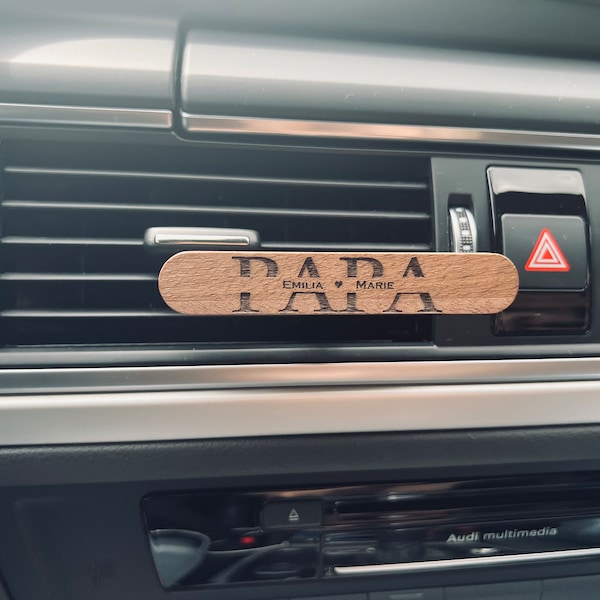 Personalisierter Holz-Autoduft mit Gravur der Kindernamen - Duft für das Auto, Nachhaltige Alternative zum Duftbaum - Geschenk für den Papa