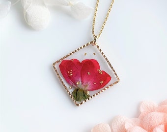 Collar hecho a mano en oro de 14 quilates con rosa real prensada, collar con colgante de resina de flor prensada, regalo de aniversario de cumpleaños para ella