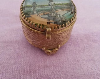 Vintage French Ormolu & Glass Round Souvenir Jewelry Box,Jewellery Storage,Boîte à Bijoux,Jewellery Casket,French Trinket Box,Boudoi