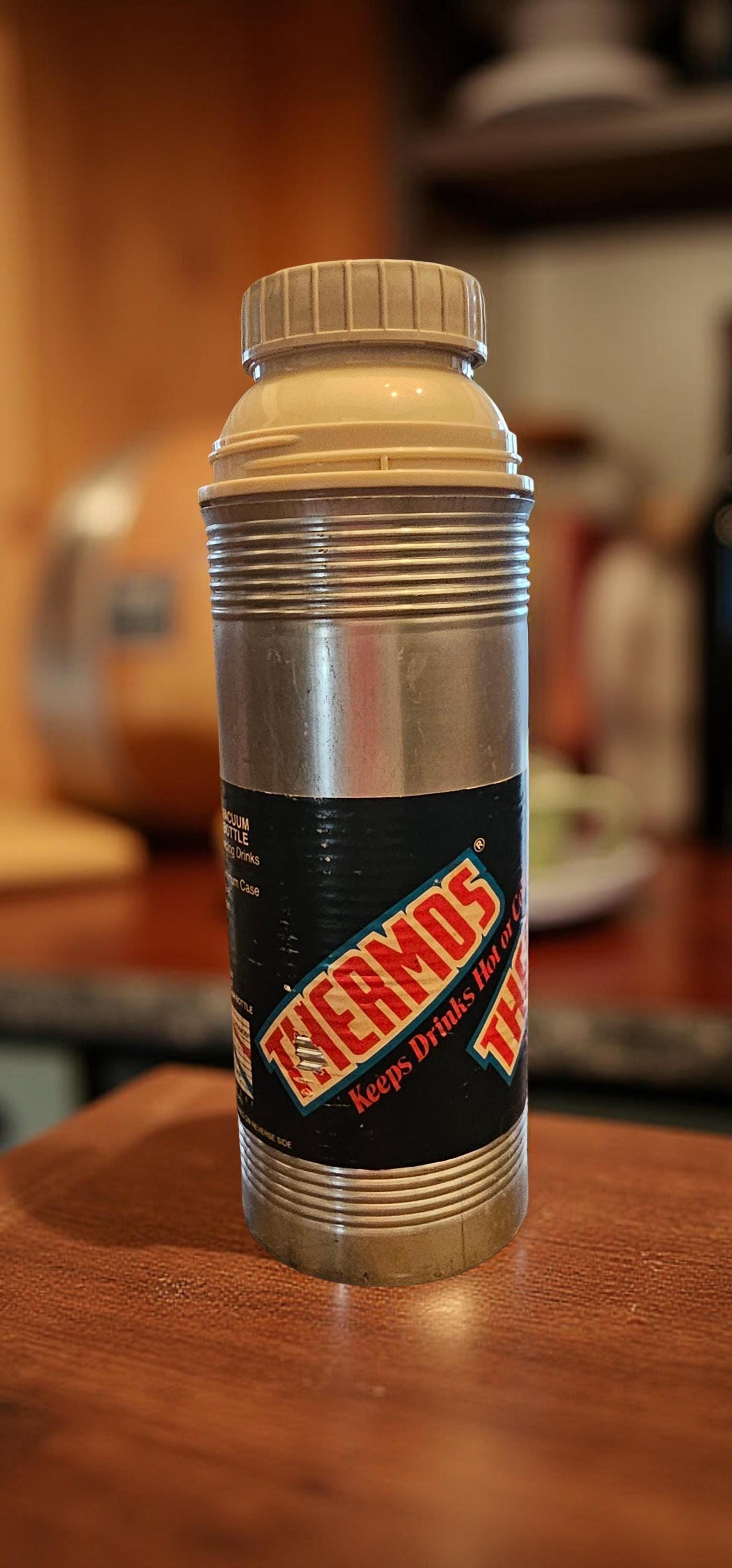 Bouteille Isotherme Thermos Vintage - Métal Et Bakélite - Couleur Vert - Occasion Parfait État - Origine France