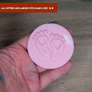 Baby Feet Cookie Stamp – Fondant Embosser for Baby Shower, Gender Reveal, Christening, Baking, Cake Decorating, Clay Crafts, Keepsakes & Fun