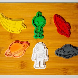 Space Cookie Cutter Set: Alien, Astronaut, Rocket - 3D Printed