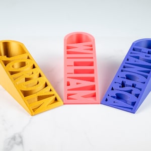 Benutzerdefinierter Text Türstopper - Personalisierter Türstopper, Türkeil, Türstopper - Einzigartiger benutzerdefinierter Türstopper für Wohnkultur, funktional und stilvoll