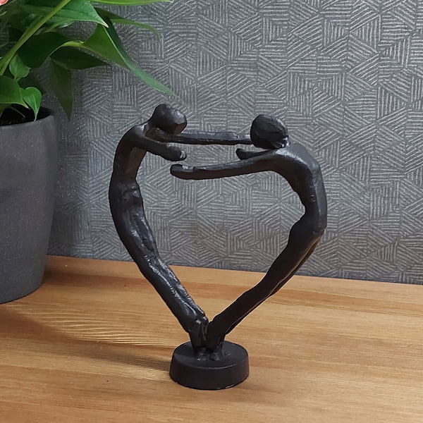 Heart Couple, cast iron indoor figurine - mocha brown