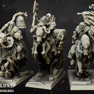 Highlands Miniatures - Undead Dark Knight Command Group - Mounted (3 Miniatures) - Fantasy Battles