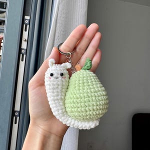 Crochet snail, pear snail, strawberry snail, quick crochet pattern, crochet snail pattern, snail crochet pattern, snail plush pattern