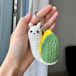 Crochet snail, corn snail, strawberry snail, quick crochet pattern, crochet snail pattern, snail crochet pattern, snail plush pattern
