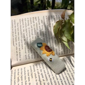Embroidered, hair clips, hair accessories, personalized hair clip, floral embroidery, hand embroidery, baby girl gift personalized