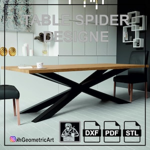 Op de afbeelding: Een zwarte metalen tafelpoot met een houten tafelblad. De poot heeft de vorm van een X, met vier poten die vanuit het midden uitstrekken. De tafel staat in een moderne woonkamer. De tekst "TABLE SPIDER DESIGNE" is zichtbaar op de afbeelding. De afbeelding bevat ook de tekst "DXF PDF STL" en een logo voor "Welding Project".