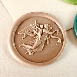 Vliegende Engel met Kind Lakzegelstempel – 25mm Messing Stempel voor Brieven, Uitnodigingen, Journals & Vintage Decoratie
