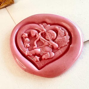 Carimbo de cera de coração de cupido – Design de flecha de amor romântico, selo de latão de alta qualidade para convites, cartas, envelopes, decoração de casamento 23 x 23 mm