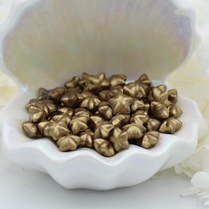 S26 – Antique Gold Dust Lakzegel Kralen | Stervormige Brons-Gouden Metallic Wax voor Enveloppen, Cadeaus, Journals en Creatieve Projecten