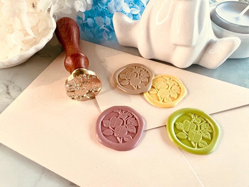 wax seal, personalized stamp, wax seal stickers, stationary, junk journal, compass, stamp, vintage, wedding invites, scrapbooking, tank you card, taufe, geschenk, deko, geburtstag, personalisiert, wedding invitation, einladung hochzeit, jugendstil, hochzeit einladung, personalisiertes geschenk, stempel, konfirmation, wachssiegel, garten, save the date, einladung, papeterie, mariage, faire part mariage,cadeau pour elle, naissance, diy, art nouveau, renard, invitation mariage, autocollants
