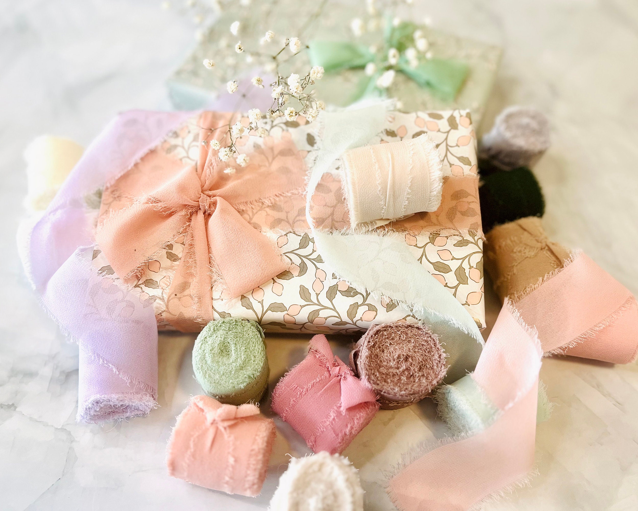 Nastro In Chiffon Sfrangiato - 5 Metri, Larghezza 4 Cm, Colore Fuxia Per Decorazioni - Foto 10