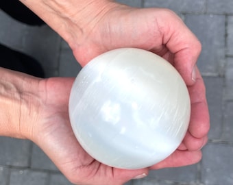 Large Selenite Sphere *CLEANSING *CLEARING *PURIFYING