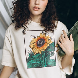 Sunflower Shirt Comfort Colors Sun flower t-shirt with yellow flower linocut print Art Nouveau Vintage Sunflower tee Antique Graphic Tee