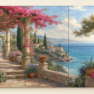 Könnte beinhalten: Ein mehrteiliger Wandkunstdruck, der eine mediterrane Küstenterrasse mit einer steinernen Pergola voller leuchtend rosa Bougainvillea-Blüten, Terrakottatöpfen mit Grünpflanzen und einem Blick auf das blaue Meer und entfernte Villen zeigt.