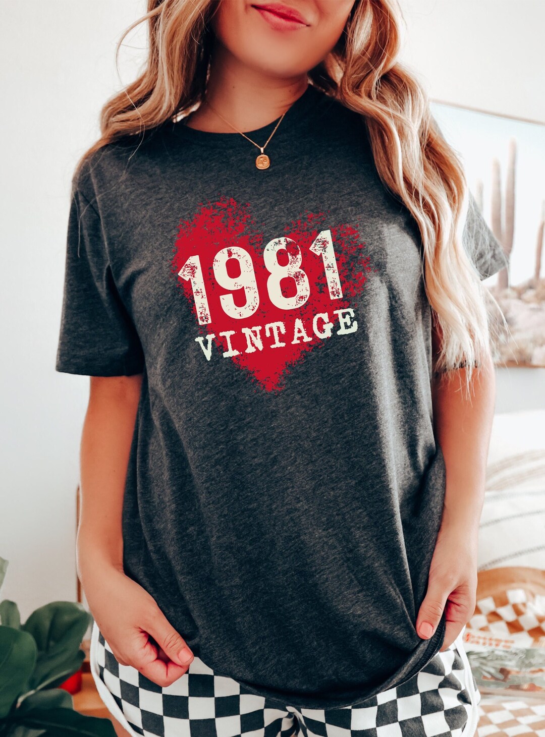 Vintage 81, 1981 Birthday, 1981 Grad, 1981 Anniversary, Birthday Gift ...