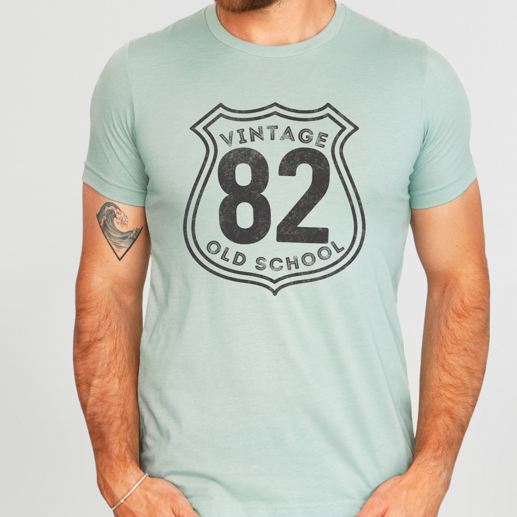 1982 Vintage Birthday T-Shirt – 'Aged To Perfection' Wings Design, 43rd Birthday Gift For Men